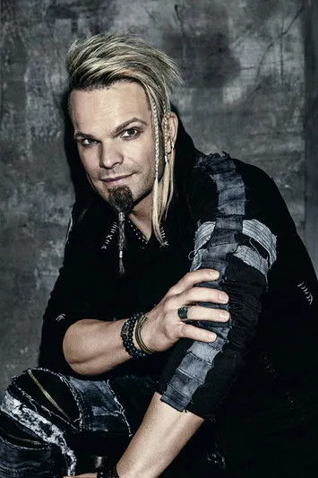 Till Grohe ha trabajado con Jörg Roth en 1 ocasiones