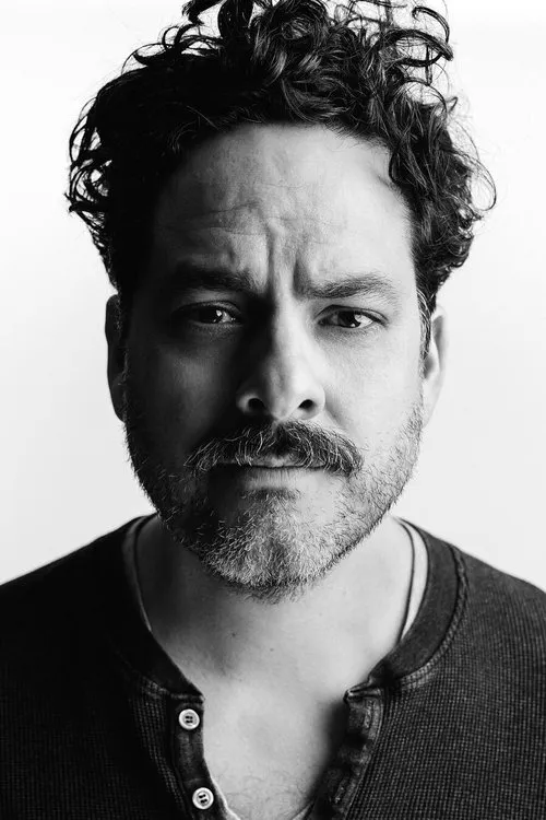 Jorge Cordova en su biografía y filmografía