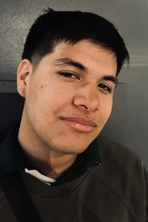 Jose Alba interpretando a The Thief