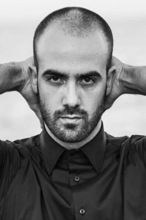 Jose Álvarez-Boze interpretando a