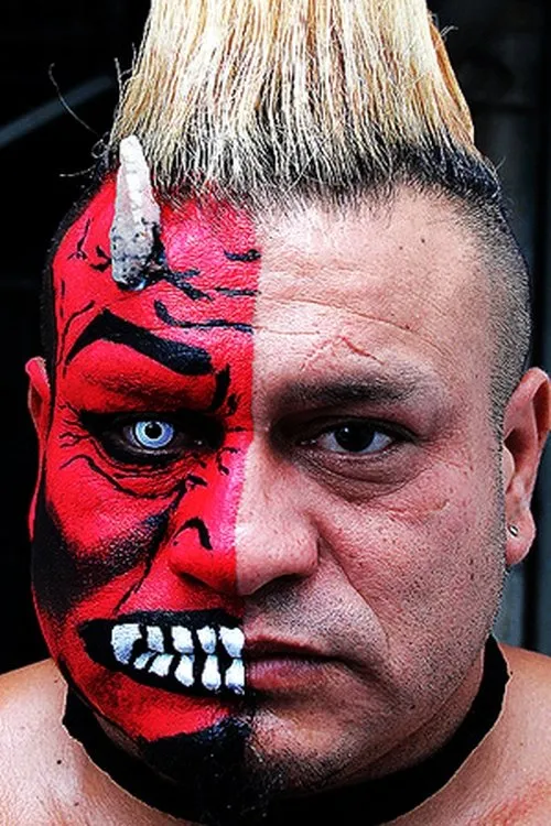 José Delgado Saldaña interpretando a Mr. Aguila