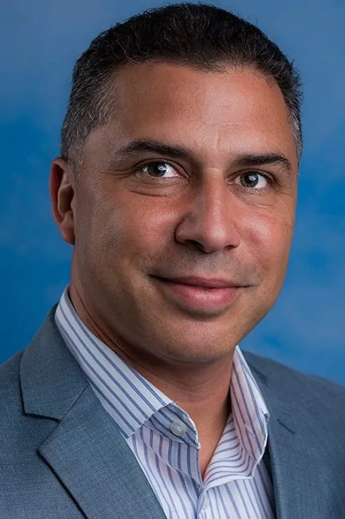 Roger Brenner ha trabajado con Jose Emilio Borrero en 1 ocasiones