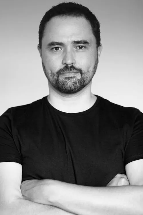 José Juan Meraz interpretando a 