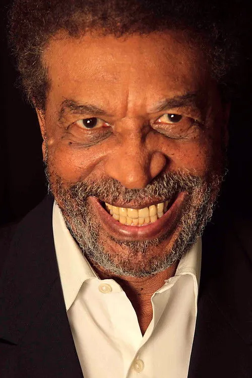 José María Kimbo interpretando a M-30