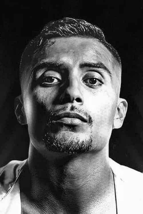 Jose Soto interpretando a Self