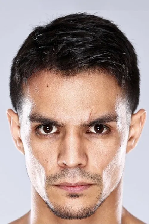 Jose Zepeda interpretando a Self