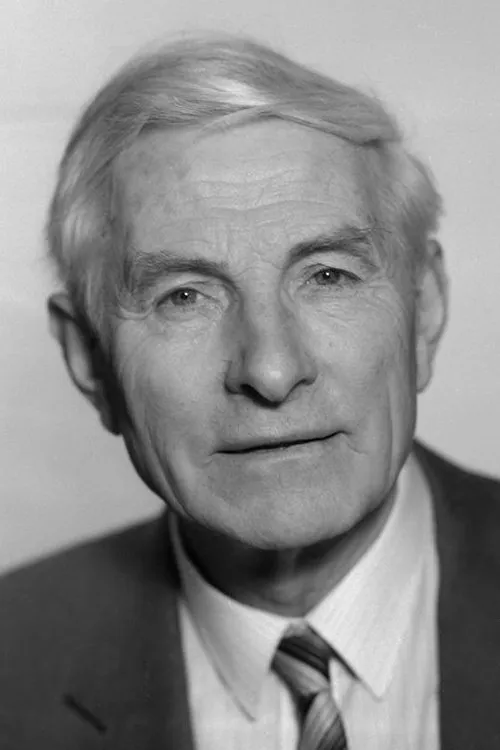 Josef Mixa interpretando a 