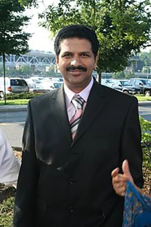 Josekutty Valiyakallumkal interpretando a Chandran Sir