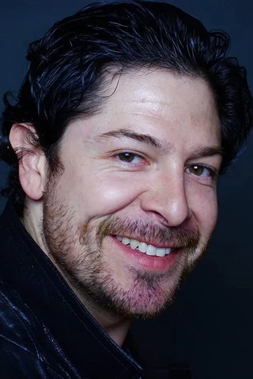 Clifton Dunn ha trabajado con Joseph Castillo-Midyett en 1 ocasiones