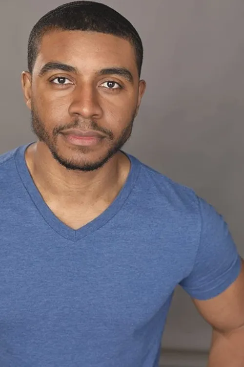 Joseph Lee Anderson interpretando a Robert Ross