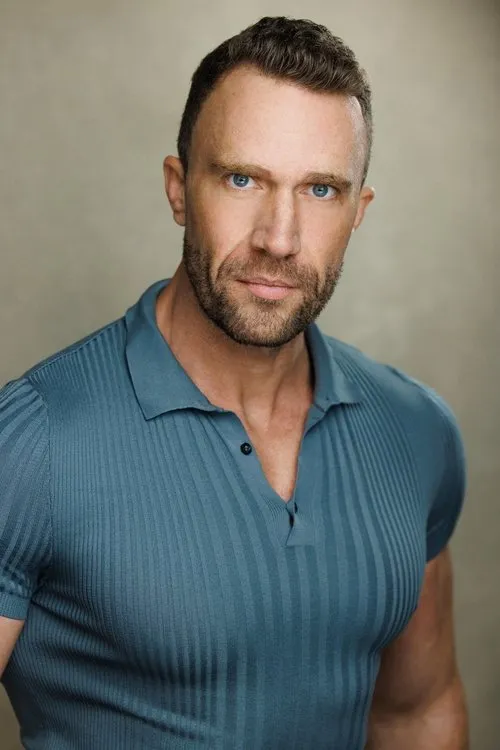 Hannah Bury ha trabajado con Joseph Pharoah en 1 ocasiones