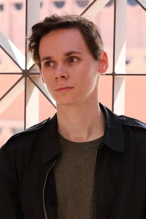 Cameron DeCuna ha trabajado con Joseph Young en 1 ocasiones