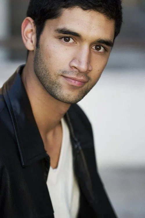 Kelly Richardson ha trabajado con Joseph Zinsman en 1 ocasiones