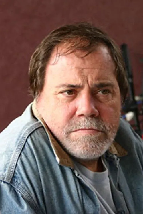 Luis Alberto de Cuenca ha trabajado con Josetxo San Mateo en 1 ocasiones