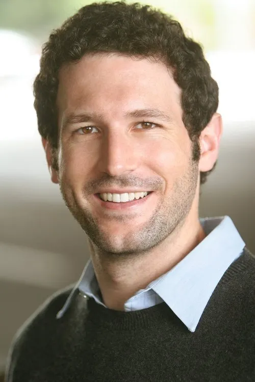 Josh Covitt interpretando a Ryan