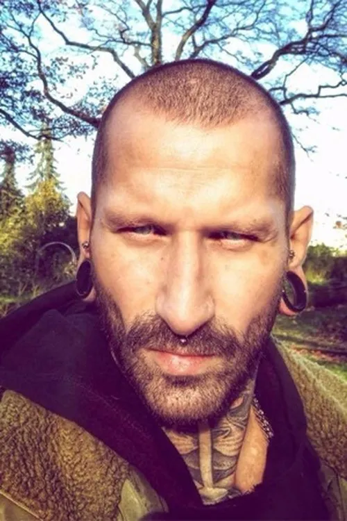 Susanne Sachße ha trabajado con Josh Ford en 2 ocasiones