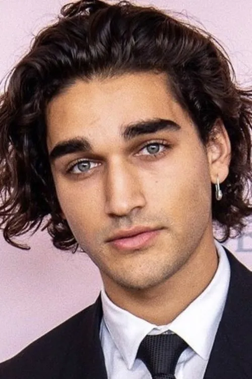 Gemma Dart ha trabajado con Josh Heuston en 1 ocasiones