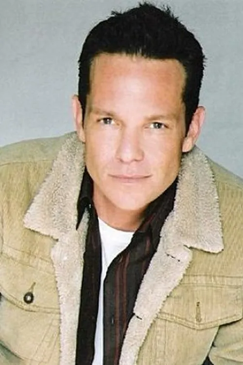 Josh Holland — personaje: Jackson Greene