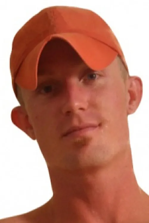 Josh O'Hara interpretando a 