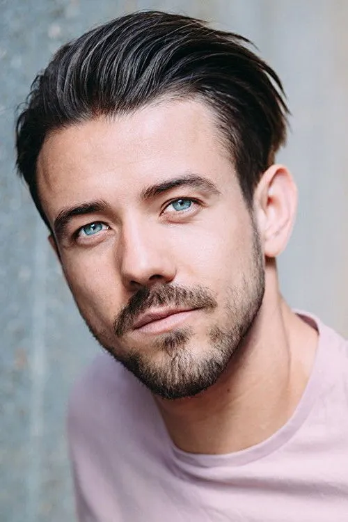 Jaeden Bettencourt ha trabajado con Joshua Archer en 1 ocasiones