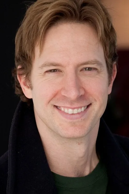 Joshua Gibbons interpretando a Nick Campbell