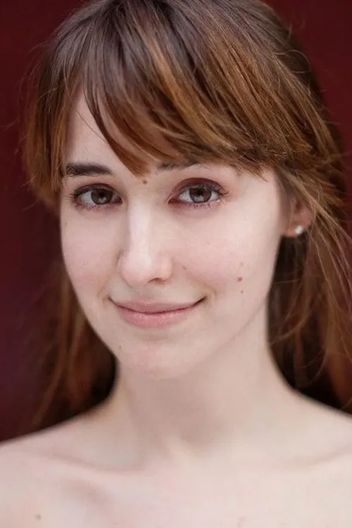 Joslyn Jensen interpretando a Rebecca