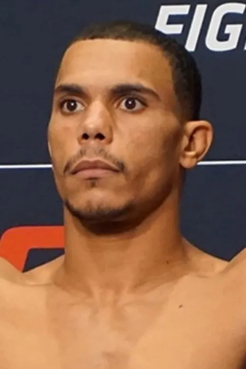 Mirsad Bektic ha trabajado con Journey Newson en 2 ocasiones