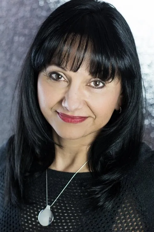 Joyce Cyr en su biografía y filmografía