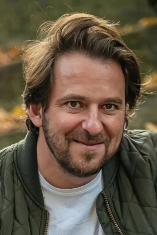 Jozef Adamčík en su biografía y filmografía