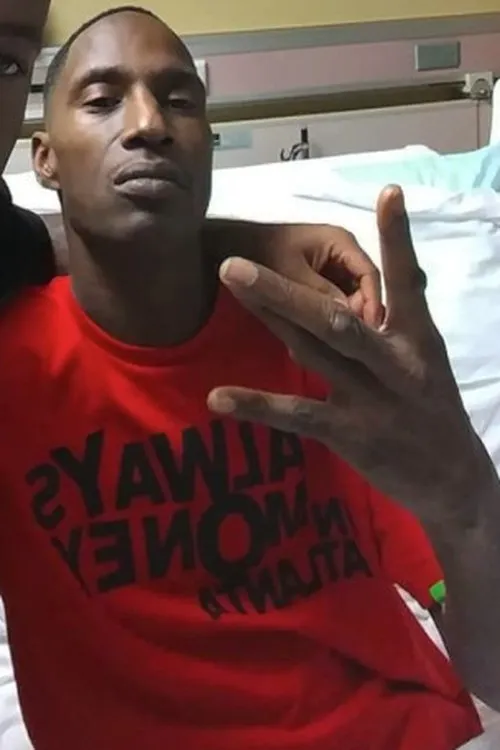 JT the Bigga Figga interpretando a Figg Panamera