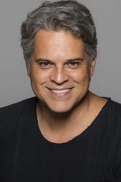 Juan Alba interpretando a 