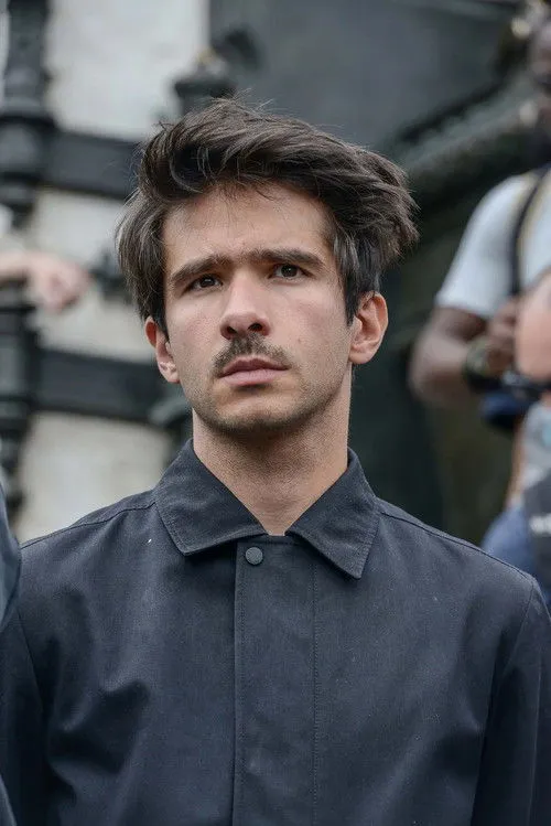 François Ruffin ha trabajado con Juan Branco en 1 ocasiones