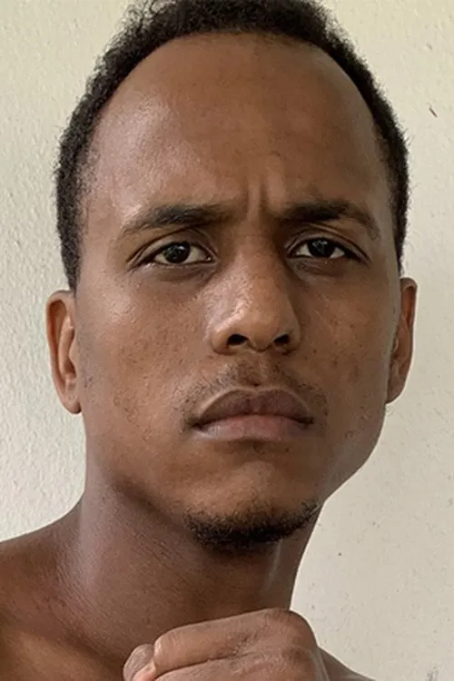 Juan Carrillo interpretando a Self