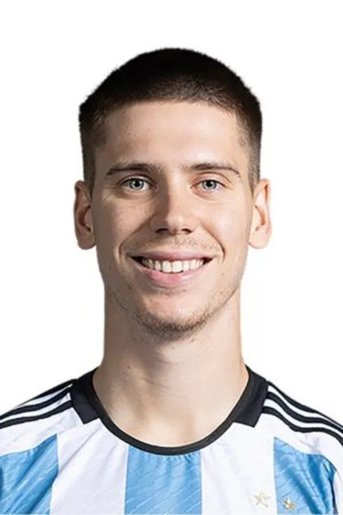 Juan Foyth interpretando a Himself