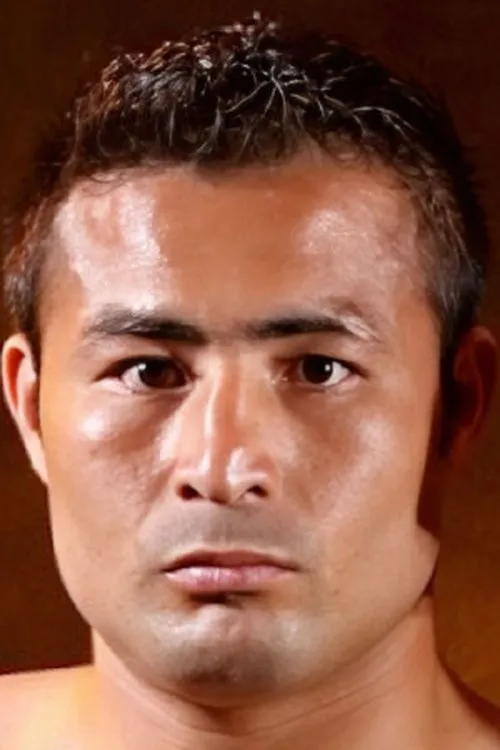 Juan Pablo Sanchez interpretando a Self