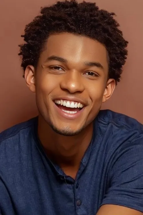 Juan Paiva interpretando a Mauricio