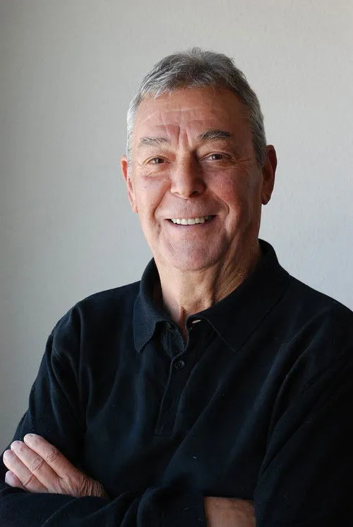 Asier Valdestilla ha trabajado con Juantxo Etxeberria en 1 ocasiones