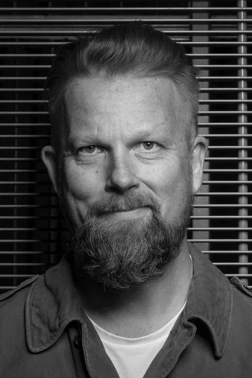 Juha Junttu — personaje: Tane