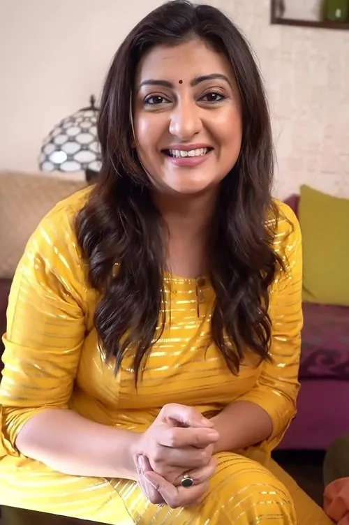 Lisa Byrne ha trabajado con Juhi Parmar en 1 ocasiones