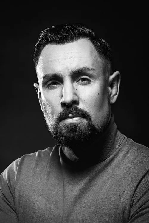 Juho Orpana — personaje: Poliisi (uncredited)