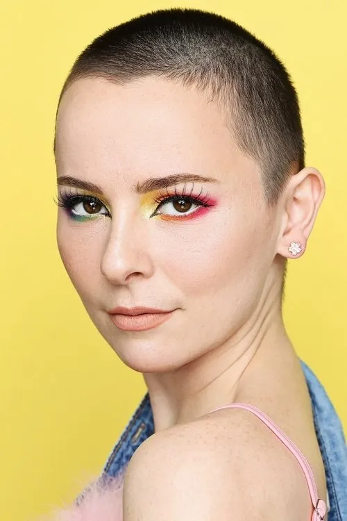 Tadasay Young ha trabajado con Julia Belanova en 1 ocasiones