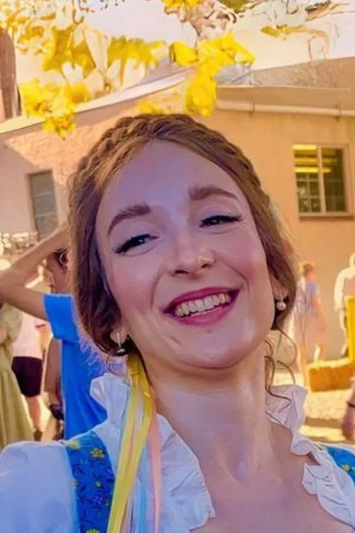 Leda Lyons ha trabajado con Julia Celley en 1 ocasiones