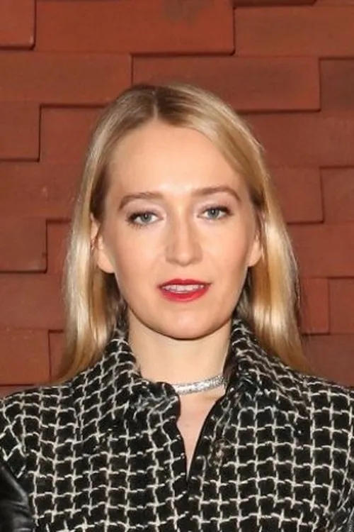 Sophie Monk ha trabajado con Julia Diesner en 1 ocasiones