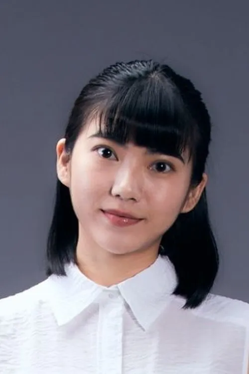 Julia Huang — personaje: Zhang Yihui