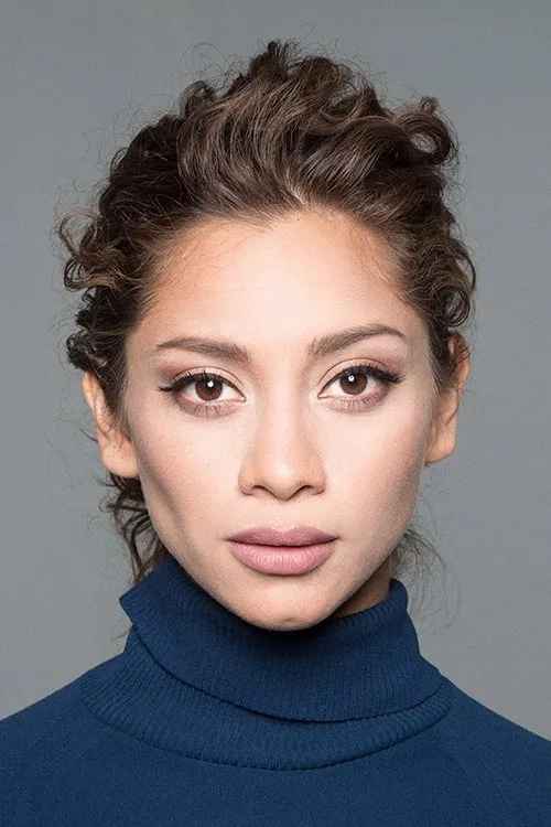 Julia Mayorga interpretando a Benita