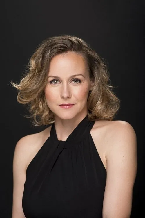 Malcolm McCarthy ha trabajado con Julia Möller en 1 ocasiones