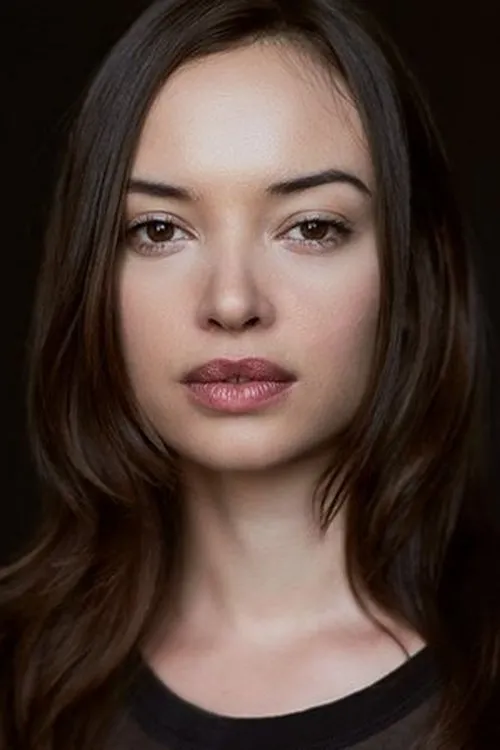 Maya Delmont ha trabajado con Julia Morrison en 1 ocasiones