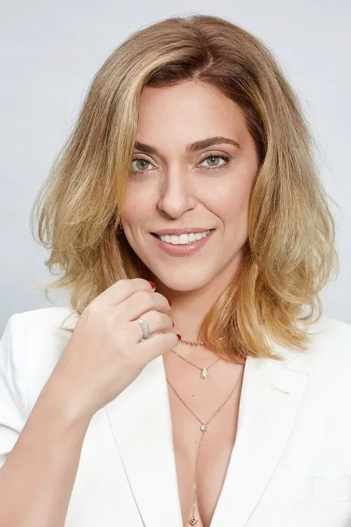 Júlia Rabello interpretando a Letícia