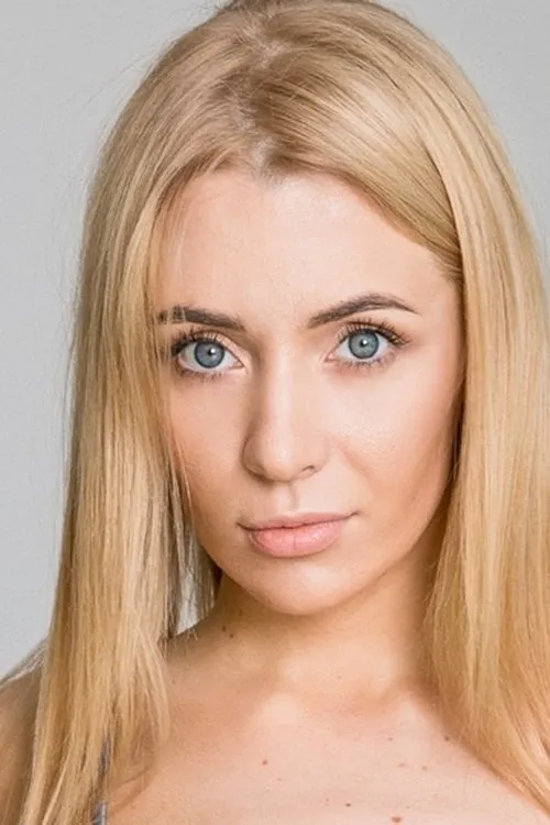 Julia Rain interpretando a 