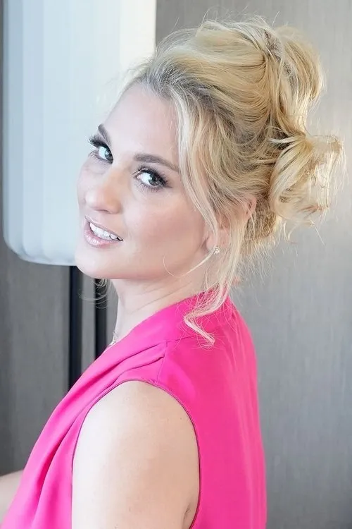 Julia Robbie interpretando a Lily